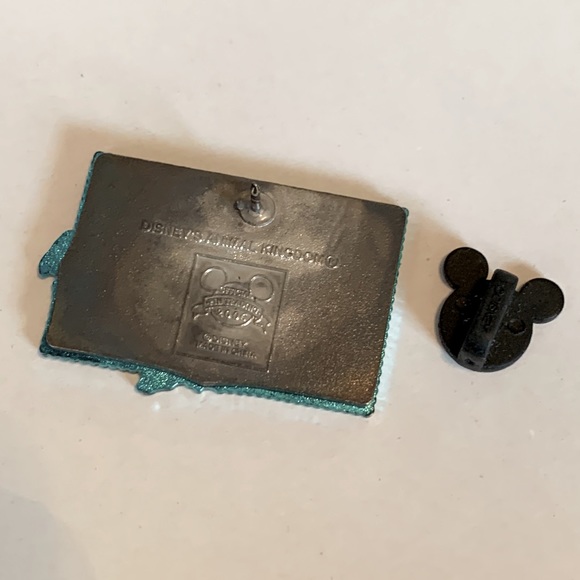 Disney Expedition Everest Official Trading Pin - Picture 3 of 6